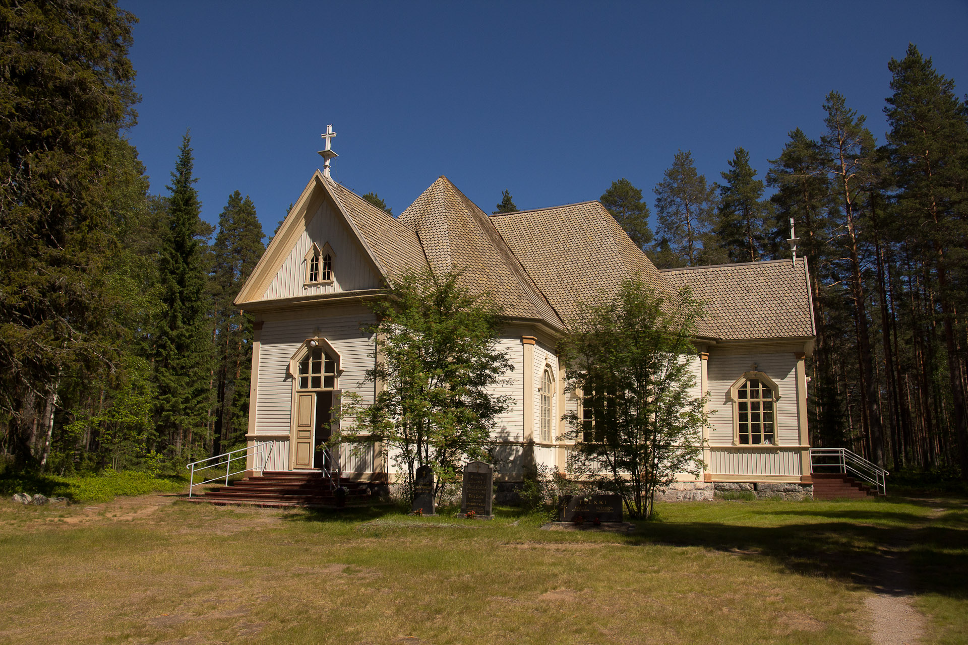 Säräisniemen kirkko